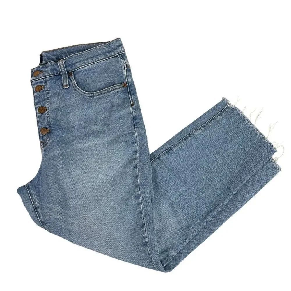 J. Crew Women’s Essential straight jean in all-day stretch size 32